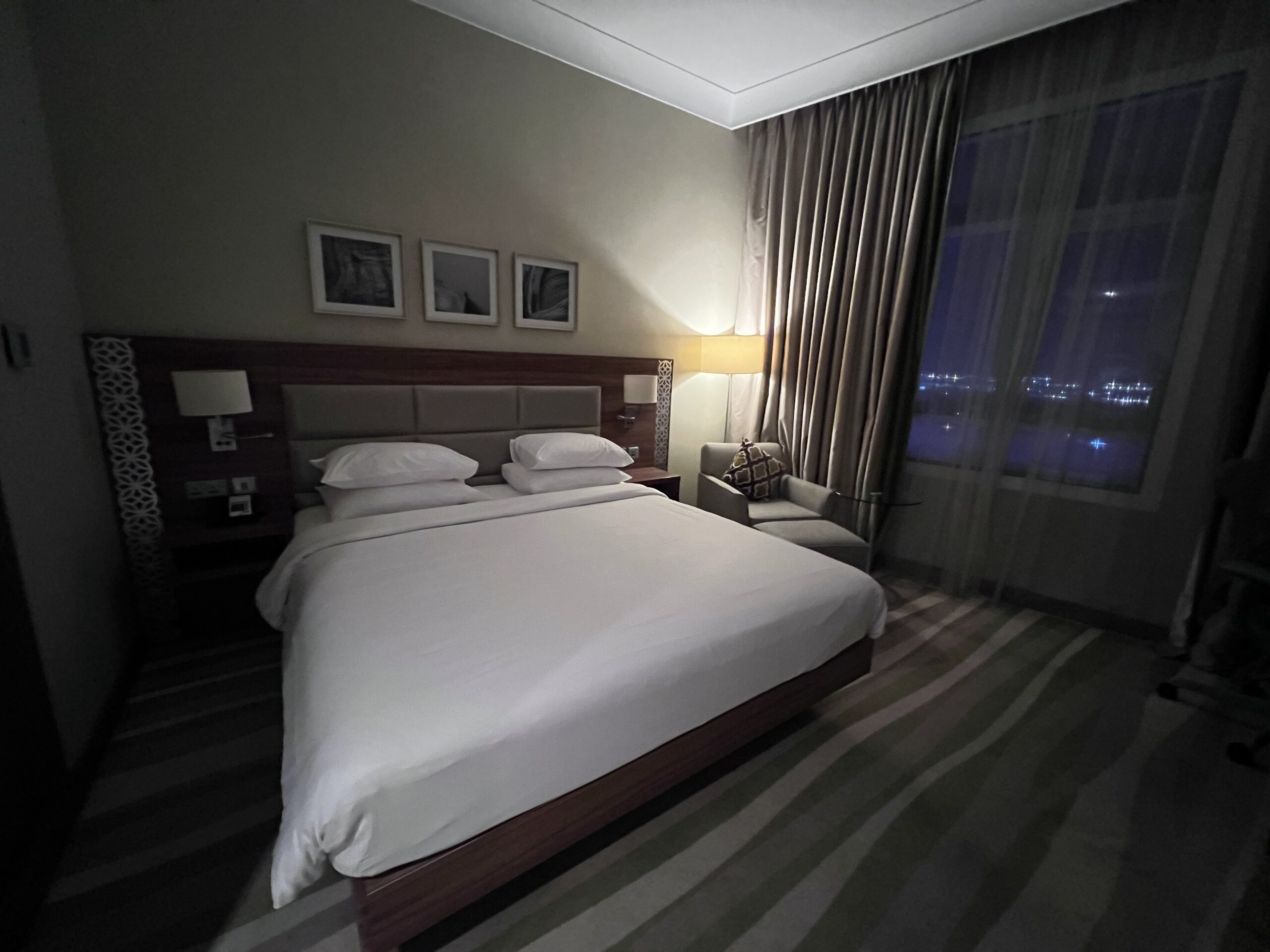 Hilton Garden Inn Dubai Al Muraqabat: Exceptional Comfort, Modern Luxury 6km from Airport