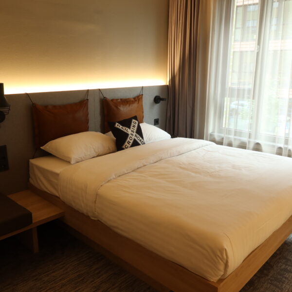 Moxy Cologne Muelheim: A Stylish Stay in the City – 5 Reasons Why You’ll Love It!