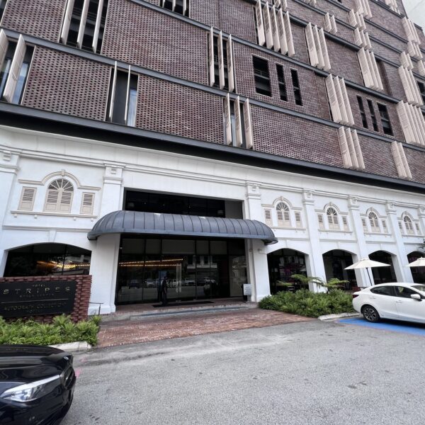 Hotel Stripes Kuala Lumpur, Autograph Collection at Affordable Rate USD73