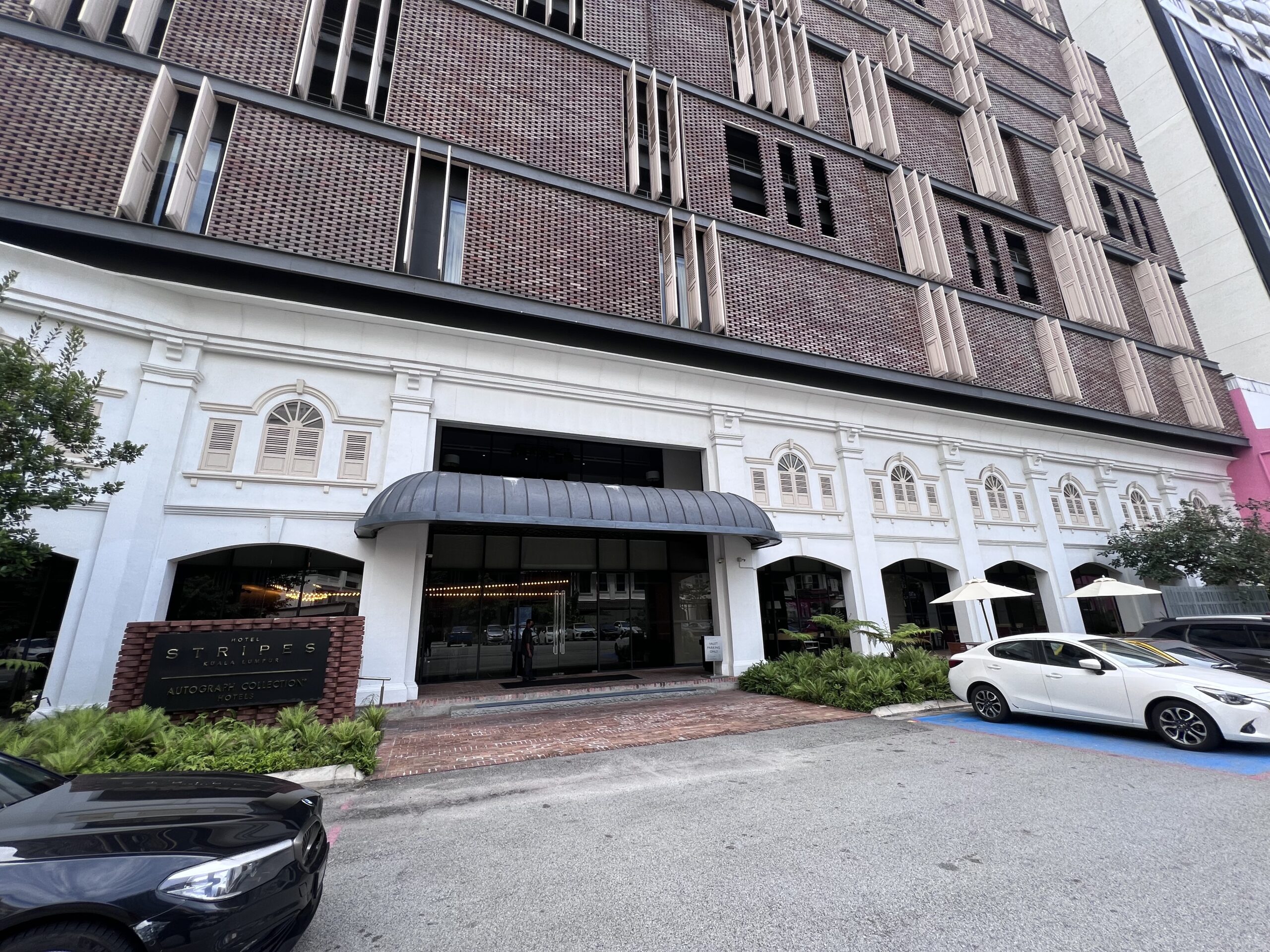 Hotel Stripes Kuala Lumpur, Autograph Collection at Affordable Rate USD73