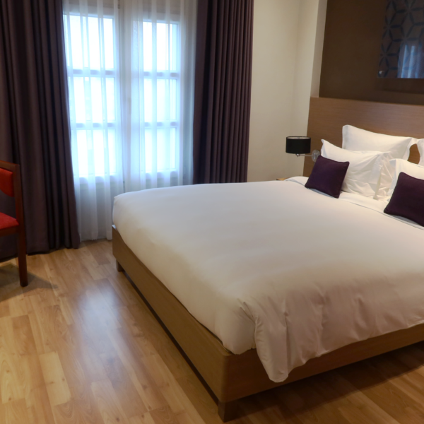 Mercure Kota Kinabalu: A Budget Traveler’s Dream! 4-Star Hotel!