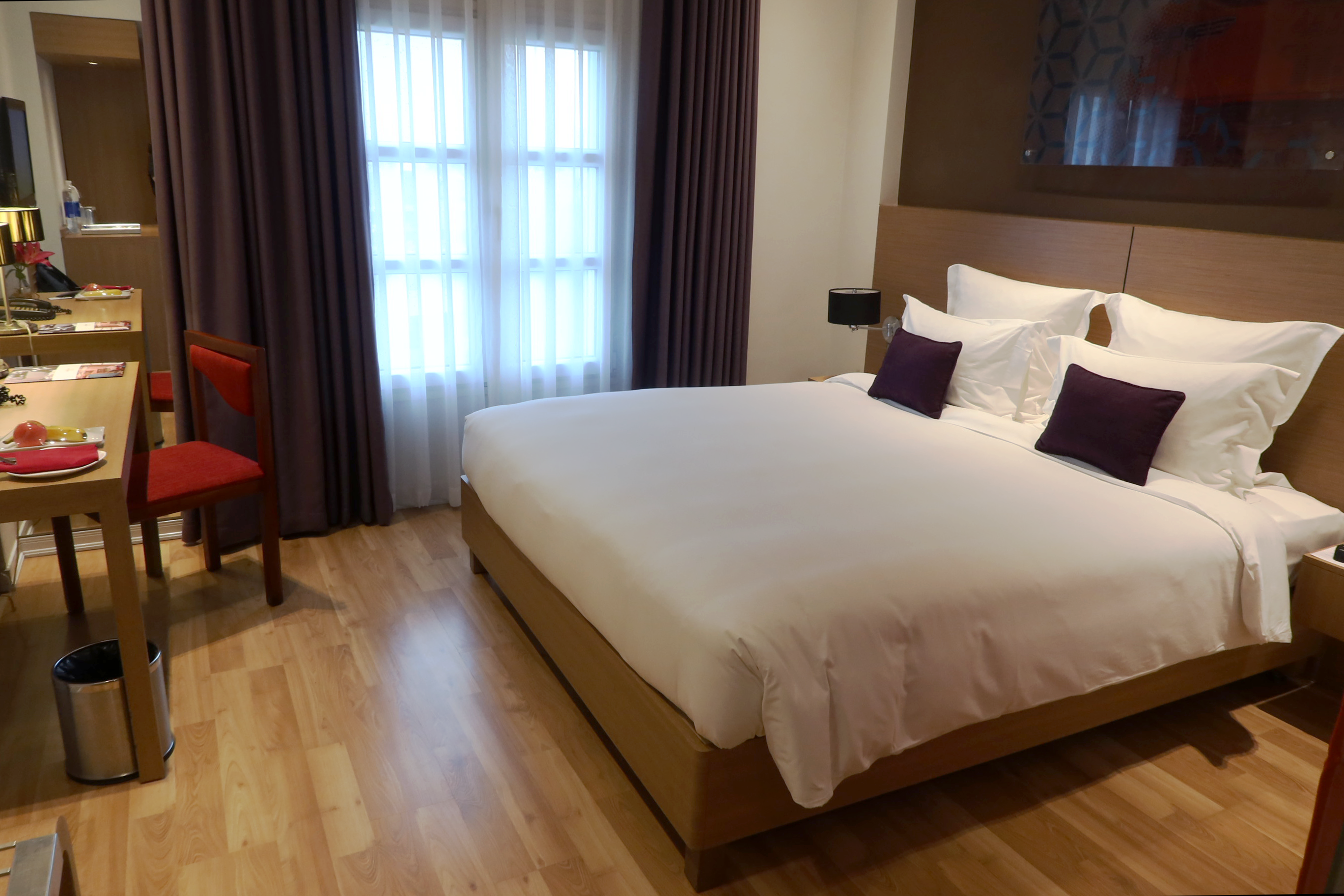 Mercure Kota Kinabalu: A Budget Traveler’s Dream! 4-Star Hotel!