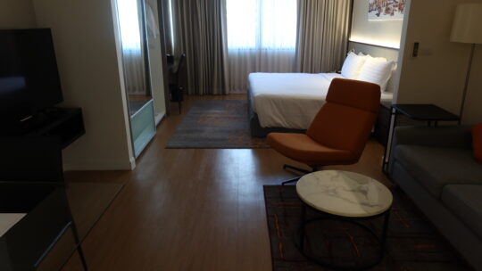 PARKROYAL Suites Bangkok: Affordable Studio King for USD$88 a night